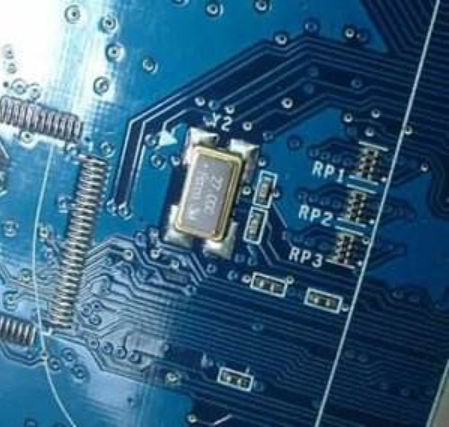 PCB板与石英晶振和电流之间的三者关系